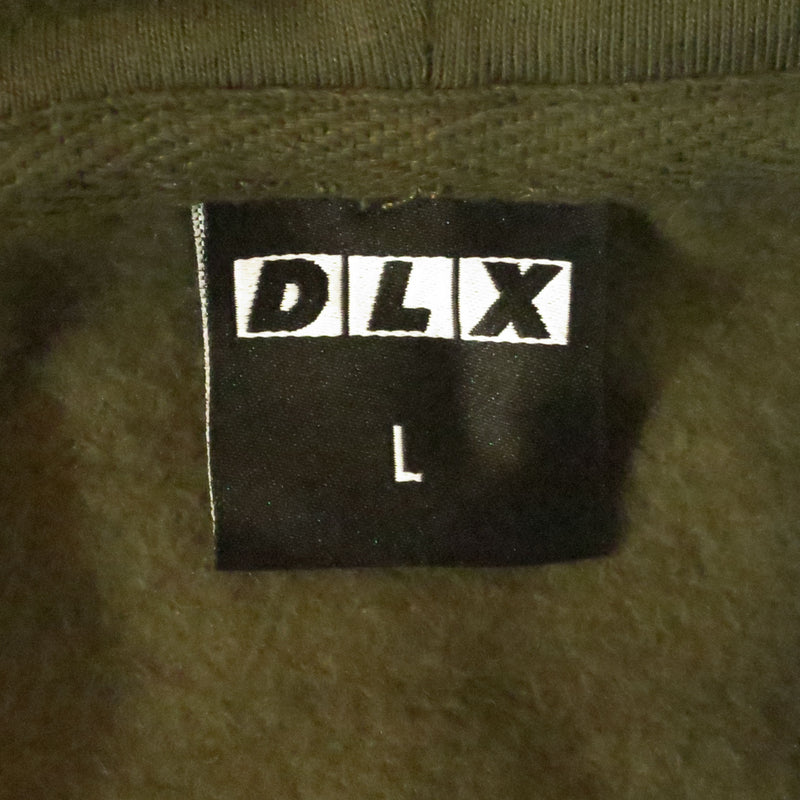 DLXSF OLD ENGLISH LOGO HOODIE OLIVE 【 デラックス オールド イングリッシュ ロゴ フーディー オリーブ 】