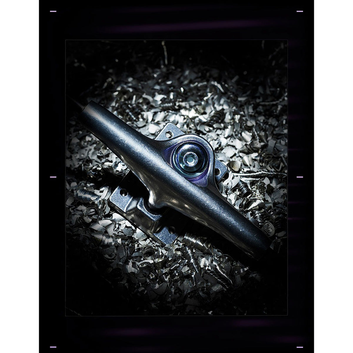 THUNDER INVERTED EDITIONS POLISHED 147 TRUCK 【 サンダー インバー