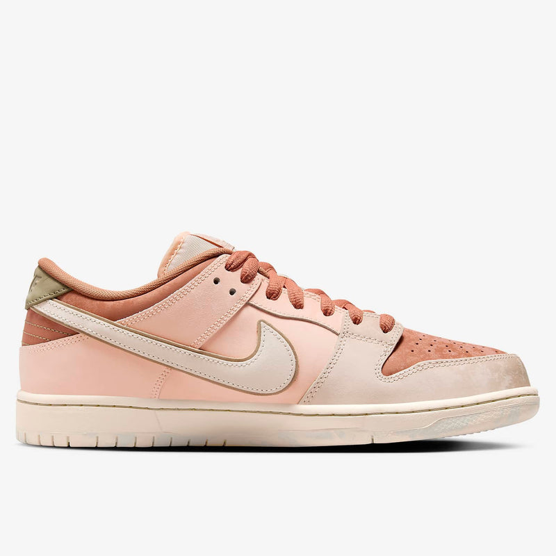 NIKE SB DUNK LOW PRO PRM AMBER BROWN / GUAVA ICE 【 ナイキ エスビー ダンク ロー プロ プレミアム / アンバー ブラウン / グアヴァ アイス シューズ 】