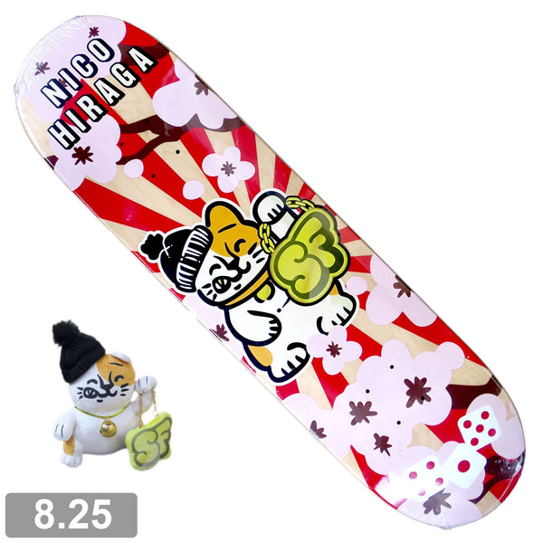 CHICO STIX NICO HIRAGA MENEKI NEKO DECK & PLUSHIE 8.25 【 チコ スティックス ニコ ヒラガ マネキ ネコ デッキ ＆ プラシー 】